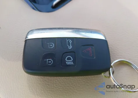 2017 Jaguar Xf 35T Premium из США, поврежденный, VIN SAJBD4BV3HCY43828